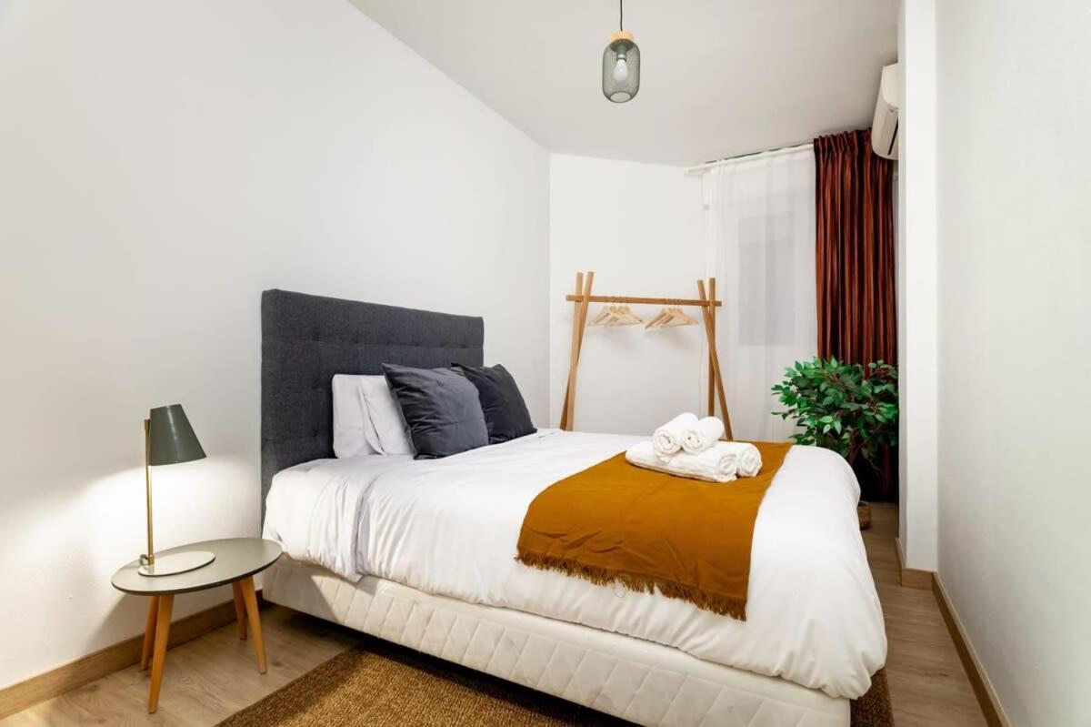 Exclusive Huge 4 Double Bedroom City Center Barcelona Exteriör bild