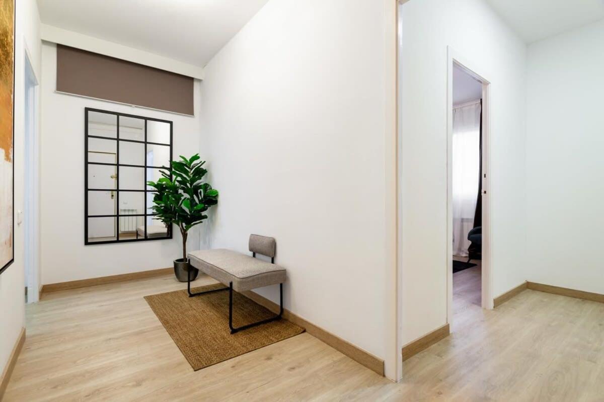 Exclusive Huge 4 Double Bedroom City Center Barcelona Exteriör bild